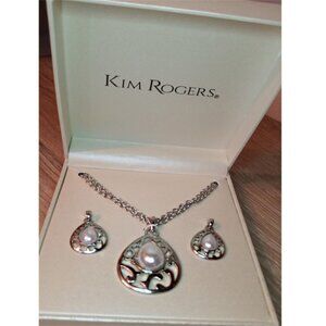 Kim Roger Faux Pearl Jewelry Set Silver Tone Chain Necklace & Earrings Dressy